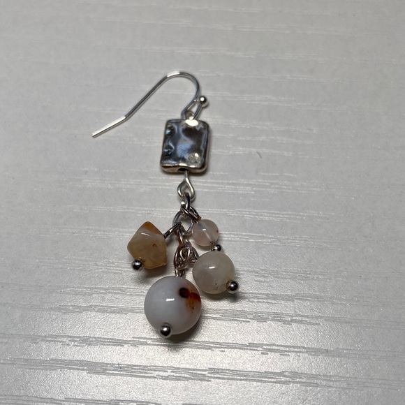 Handmade dyed agate earrings. - Picture 2 of 2